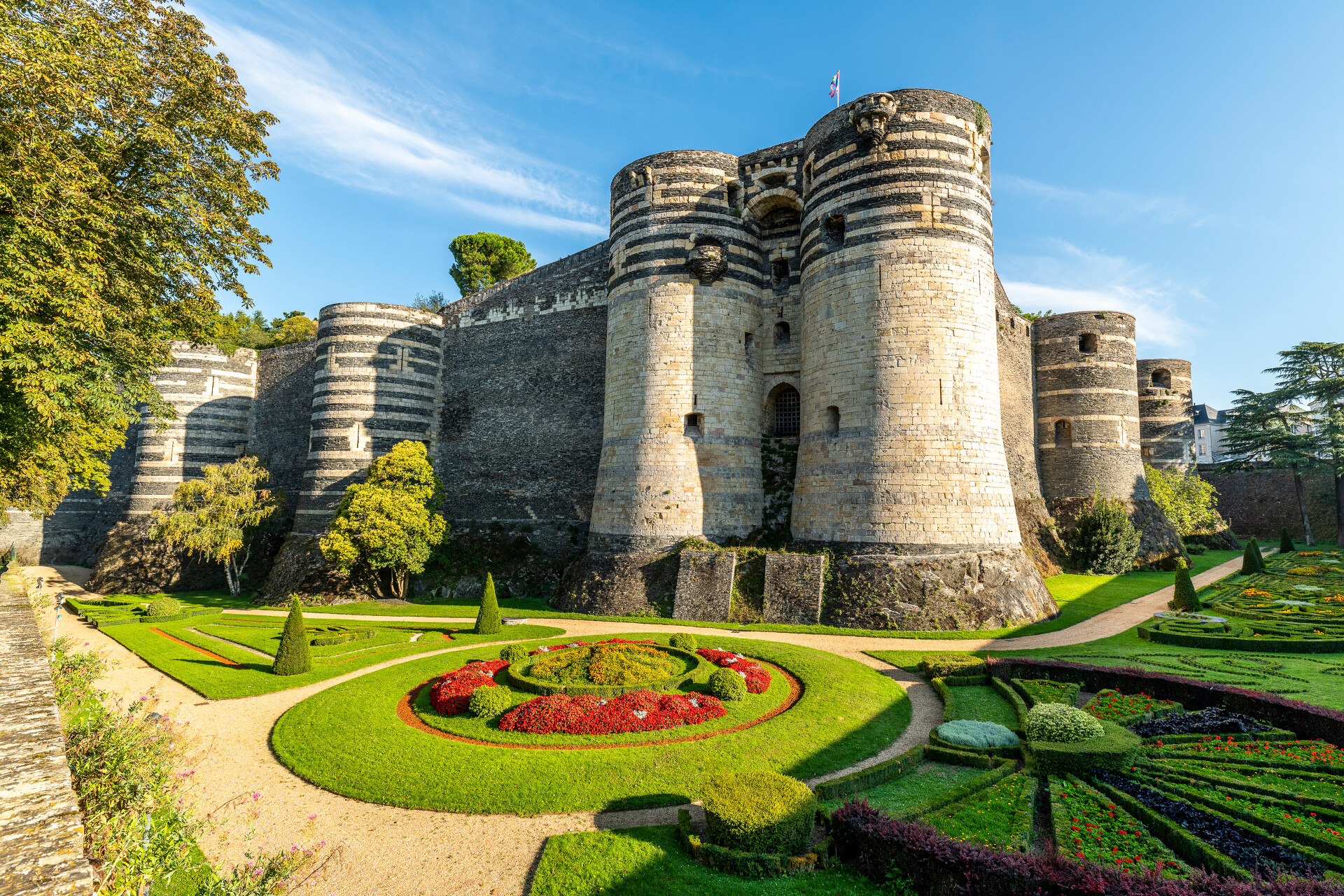 Grands Gite de groupe à Saumur et Angers : visite du chateau de Angers